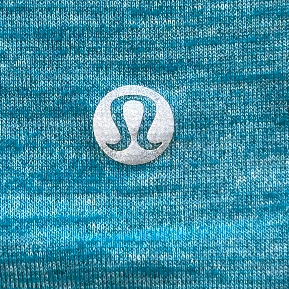 Lululemon Women’s Teal Racerback Athletic Tank Top | Sm or Size 4 - Picture 3 of 5